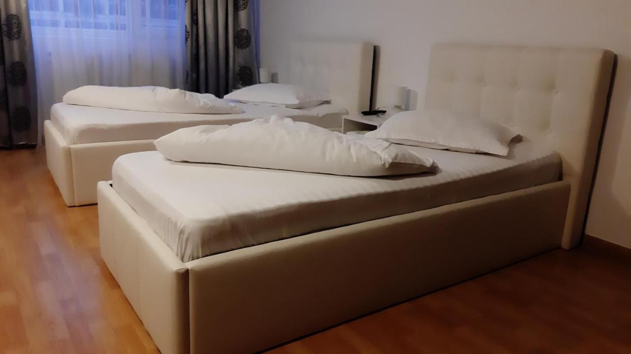 A Pousada Casablanca Craiova Exterior foto