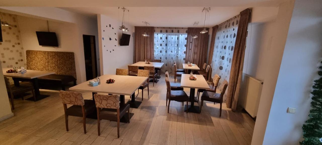 A Pousada Casablanca Craiova Exterior foto
